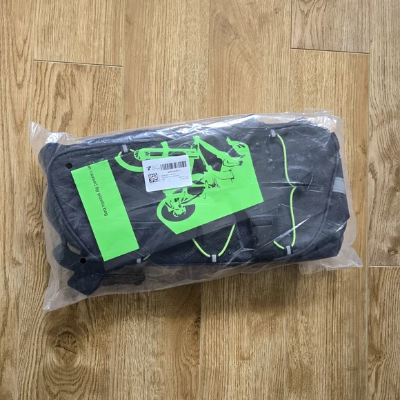 NEW 🆕️ Bike Rack Bag. Waterproof/Convertible Cycling Rear Rack Pack ZACRO - Picture 2 of 9